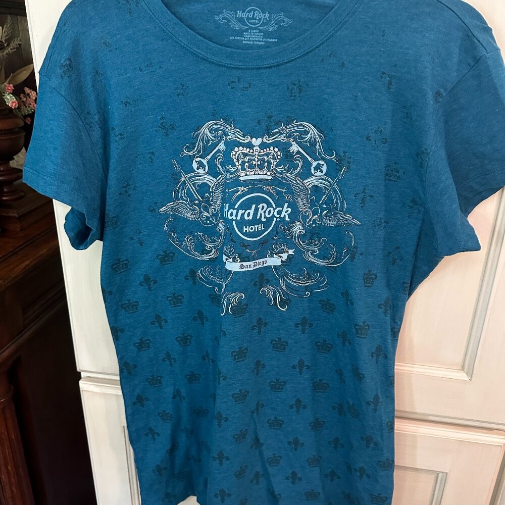 Y2K Hard Rock Couture Crown Fleur-de-Lis AOP Shirt – Blue Black Graphic Tee